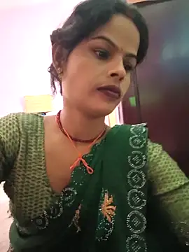 Eshna Dabral online show from 30, 10, 2025