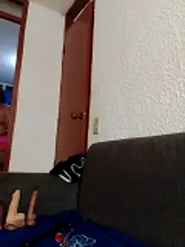 Snapshot of dulcewitch chatting on 9, 11, 2025 dulcewitch online show from 9, 11, 2025