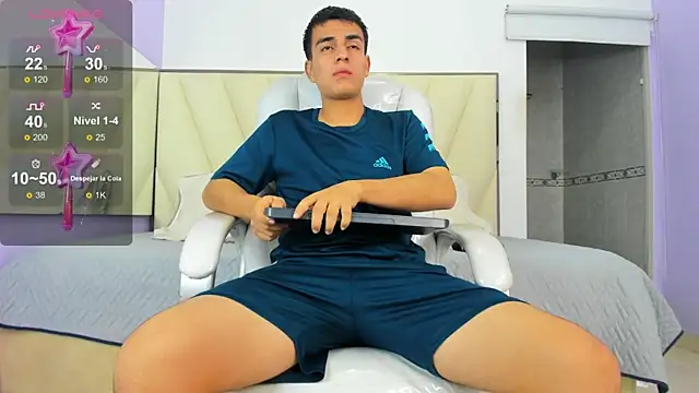 Hotboy21  online show from 21, 12, 2025