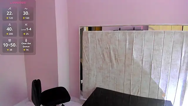 Elaine87  online show from 5, 11, 2025