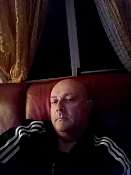 Alexis Bull online show from 15, 3, 2026