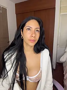 ArianaReynoldss online show from 16, 2, 2026