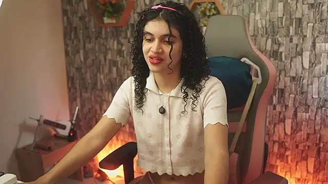 bonniie 98  online show from 20, 5, 2026
