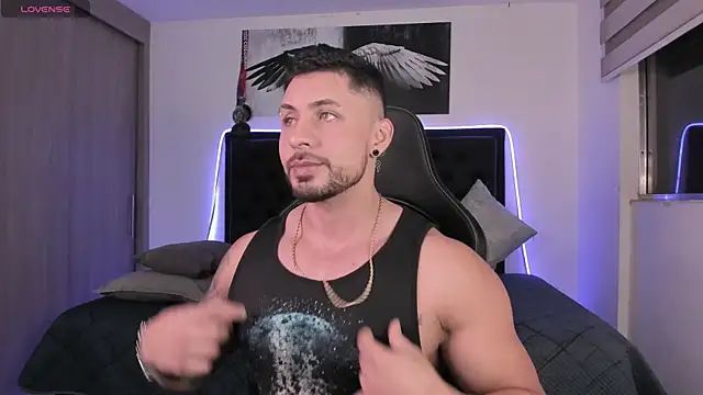 santi aesthetic online show from 17, 4, 2026