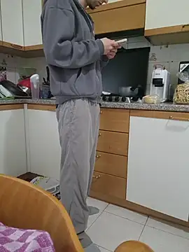 tipetto06 online show from 16, 4, 2026