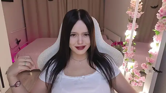 Snapshot of Betty__Davvis chatting on 3, 11, 2025 Betty Davvis online show from 3, 11, 2025