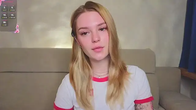 Snapshot of Cyberheart_ chatting on 17, 12, 2025 Cyberheart online show from 17, 12, 2025