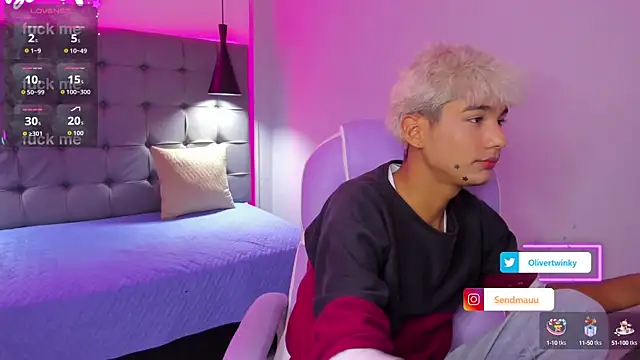 OliverTwinky online show from 13, 9, 2025