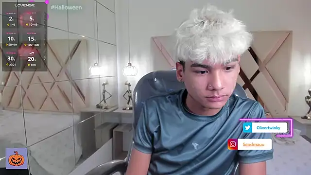 OliverTwinky online show from 7, 10, 2025