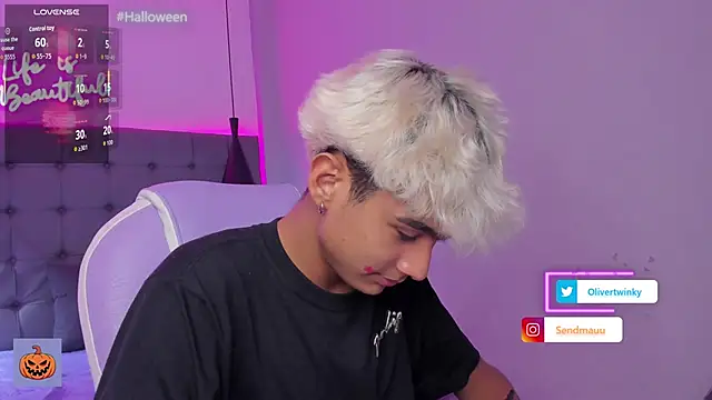 OliverTwinky online show from 13, 10, 2025