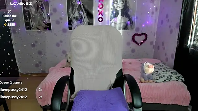 Medussa katt online show from 16, 12, 2025