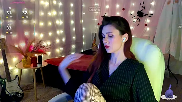 KatrinRayJoy online show from 25, 10, 2025