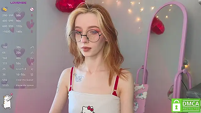 Snapshot of sweetuniporn chatting on 22, 3, 2025 sweetuniporn online show from 22, 3, 2025