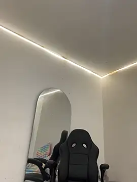 Kariina  69 online show from 26, 11, 2025