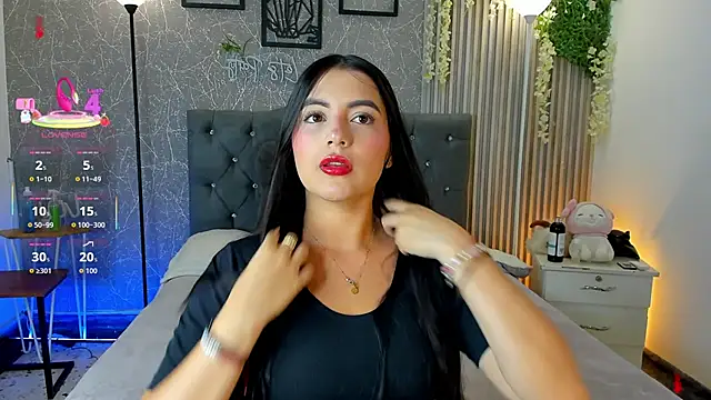Snapshot of mialeia01 chatting on 6, 2, 2026 mialeia01 online show from 6, 2, 2026