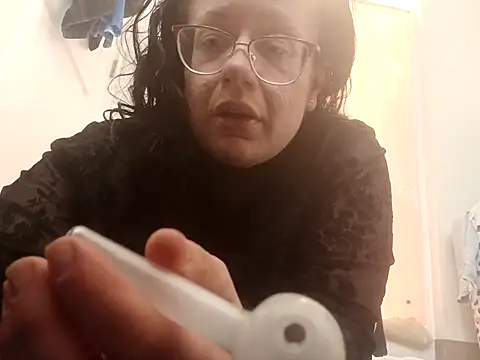 Snapshot of kinkikatie69 chatting on 20, 11, 2025 kinkikatie69 online show from 20, 11, 2025