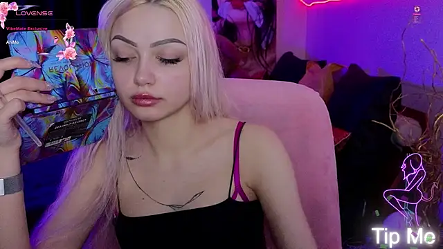 Snapshot of LinaLirian chatting on 19, 1, 2026 LinaLirian online show from 19, 1, 2026