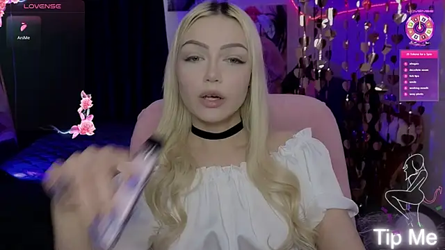 Snapshot of LinaLirian chatting on 19, 5, 2026 LinaLirian online show from 19, 5, 2026
