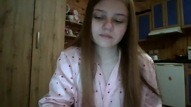 Snapshot of Little_shygirl chatting on 22, 10, 2025 Little shygirl online show from 22, 10, 2025