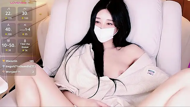 Snapshot of hotseah chatting on 19, 11, 2025 hotseah online show from 19, 11, 2025