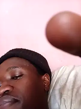 Snapshot of Thenaughtyboy360 chatting on 17, 9, 2025 Thenaughtyboy360 online show from 17, 9, 2025