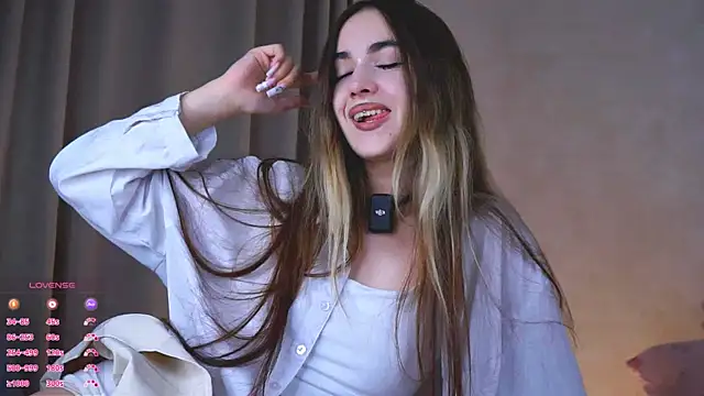 CupSizeGirl online show from 5, 10, 2025