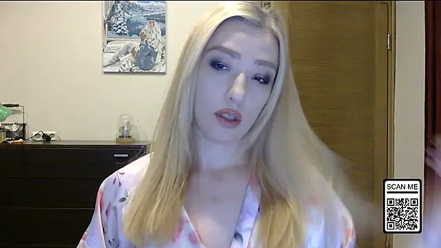 Wild Silk Desire online show from 21, 10, 2025