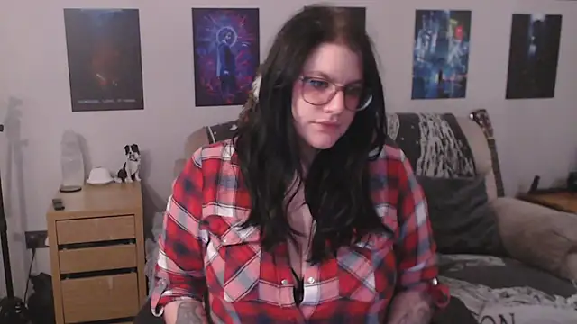 Snapshot of GothSuccubusBabe chatting on 12, 11, 2025 GothSuccubusBabe online show from 12, 11, 2025