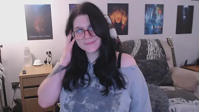 Snapshot of GothSuccubusBabe chatting on 15, 11, 2025 GothSuccubusBabe online show from 15, 11, 2025