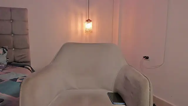 Santy Stump online show from 7, 11, 2025