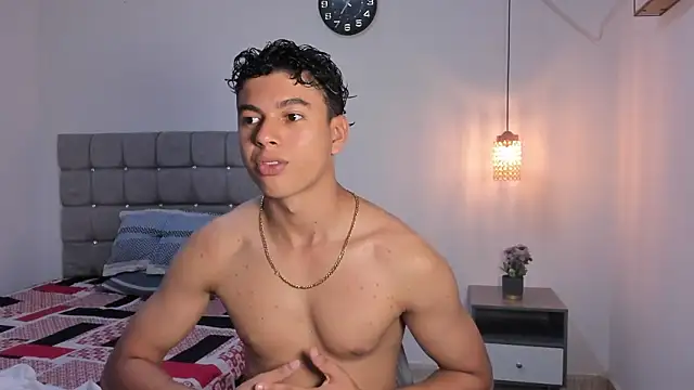 Snapshot of Santy_Stump chatting on 7, 2, 2026 Santy Stump online show from 7, 2, 2026