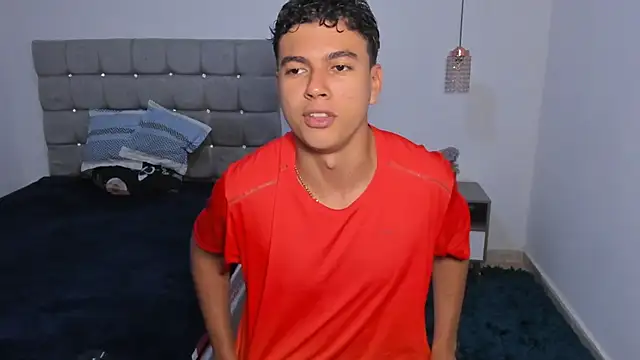 Snapshot of Santy_Stump chatting on 18, 2, 2026 Santy Stump online show from 18, 2, 2026