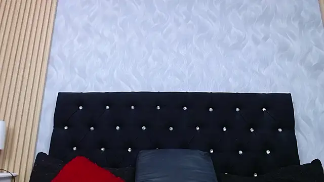 xandrinakarzon online show from 11, 3, 2026