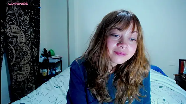 Snapshot of Violet_Bosh chatting on 30, 11, 2025 Violet Bosh online show from 30, 11, 2025