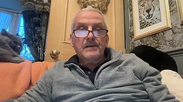 poggles online show from 2, 12, 2025