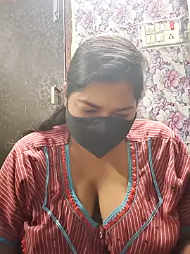 Liyaa 24 online show from 26, 3, 2026