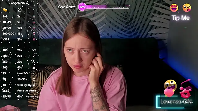 ChristyCrayme online show from 19, 6, 2026