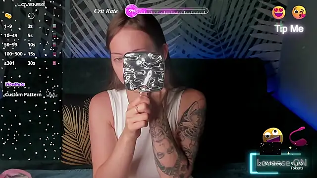 ChristyCrayme online show from 25, 6, 2026