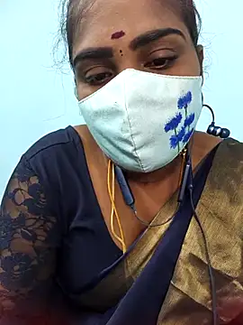 Snapshot of Tamil_riyalini12 chatting on 13, 1, 2026 Tamil riyalini12 online show from 13, 1, 2026