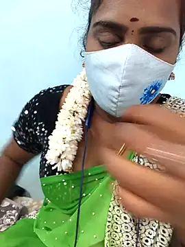 Snapshot of Tamil_riyalini12 chatting on 2, 3, 2026 Tamil riyalini12 online show from 2, 3, 2026