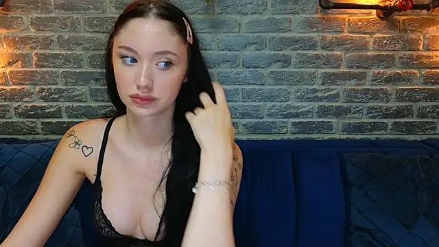 Snapshot of Ivanna__Rose chatting on 24, 9, 2025 Ivanna Rose online show from 24, 9, 2025