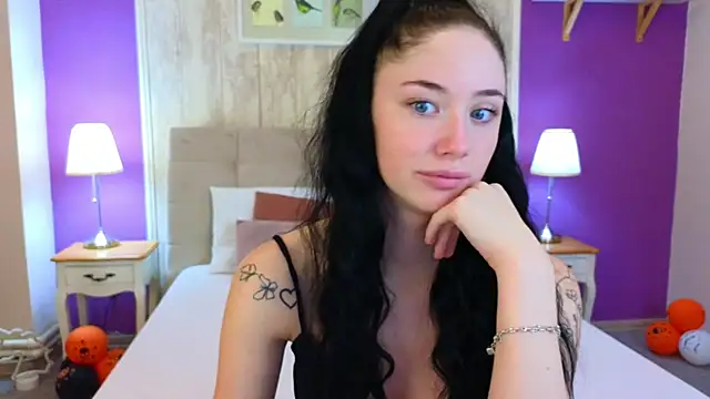 Snapshot of Ivanna__Rose chatting on 20, 11, 2025 Ivanna Rose online show from 20, 11, 2025