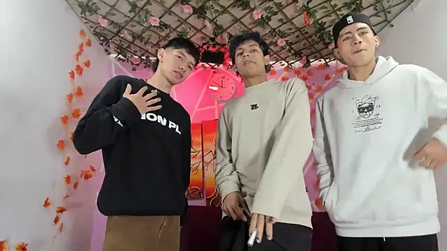 Snapshot of Bastian_boyshot77 chatting on 15, 9, 2025 Bastian boyshot77 online show from 15, 9, 2025