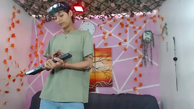 Snapshot of Bastian_boyshot77 chatting on 5, 10, 2025 Bastian boyshot77 online show from 5, 10, 2025