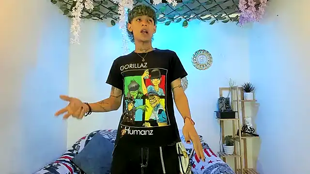 Snapshot of Bastian_boyshot77 chatting on 7, 11, 2025 Bastian boyshot77 online show from 7, 11, 2025