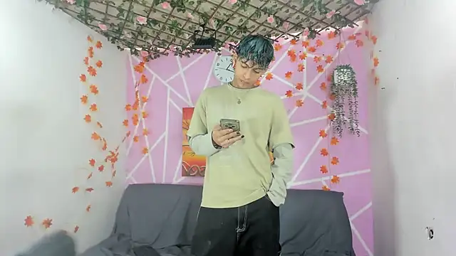 Snapshot of Bastian_boyshot77 chatting on 15, 11, 2025 Bastian boyshot77 online show from 15, 11, 2025