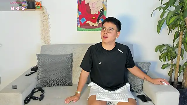 Young Ben online show from 8, 10, 2025