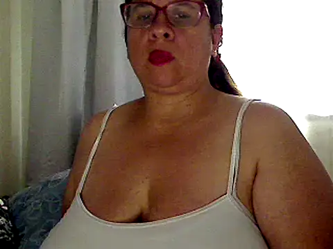 Snapshot of luciana69hot chatting on 24, 2, 2025 luciana69hot online show from 24, 2, 2025