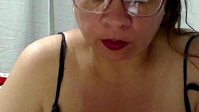 Snapshot of luciana69hot chatting on 11, 9, 2025 luciana69hot online show from 11, 9, 2025