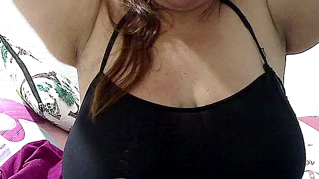 luciana69hot online show from 17, 4, 2026